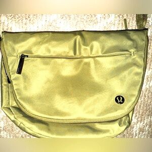LuluLemon Athletica All Night Festival Bag